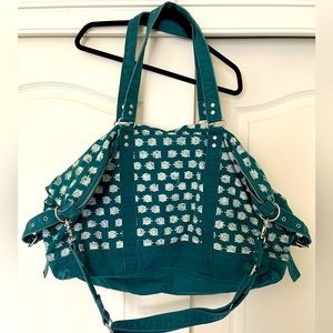 American Eagle Outfitters Turtle Print Canvas Weekender Travel Bag Duffle Bag